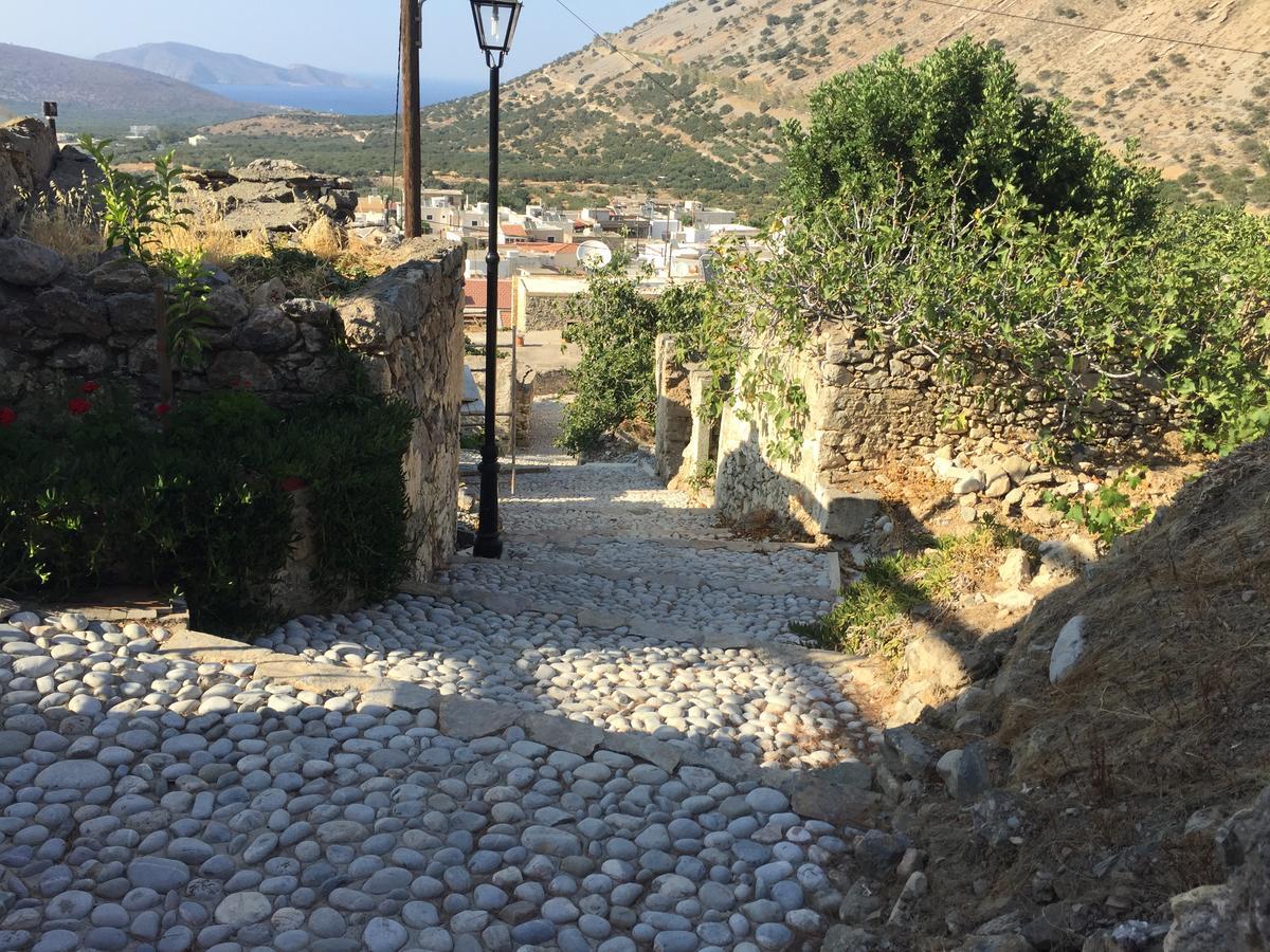 Tholos Rooms Kavoúsion Exterior foto