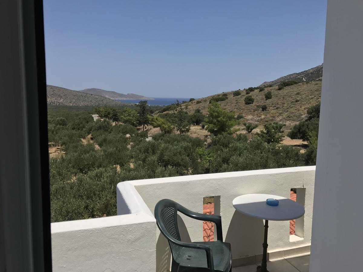 Tholos Rooms Kavoúsion Exterior foto